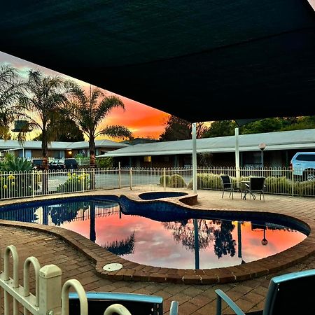 Tooleybuc Motel Exterior photo